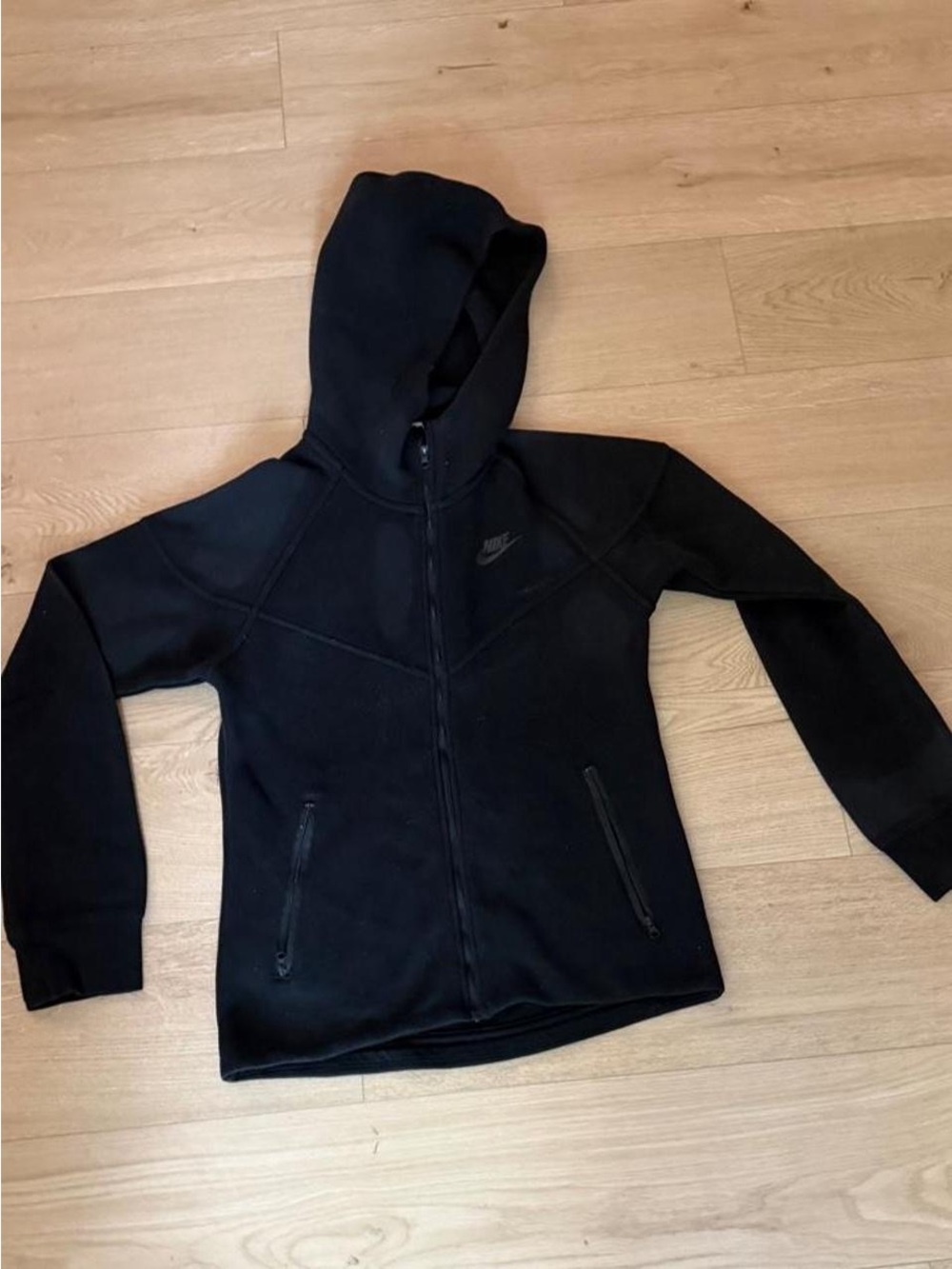 Nike Women’s Black Full-Zip Tech